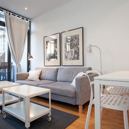 Flateli Urquinaona Apartment Barcelona Bagian luar foto