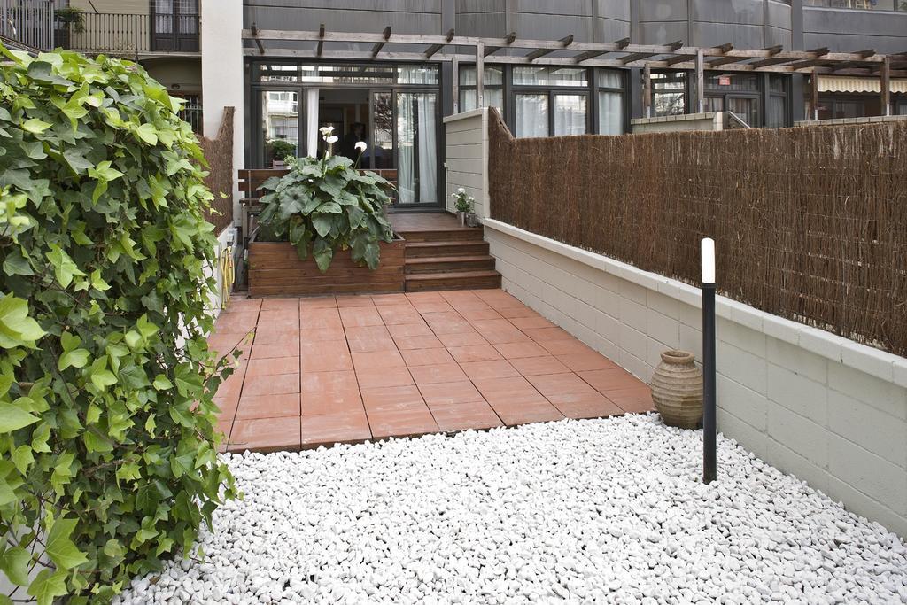 Flateli Urquinaona Apartment Barcelona Ruang foto