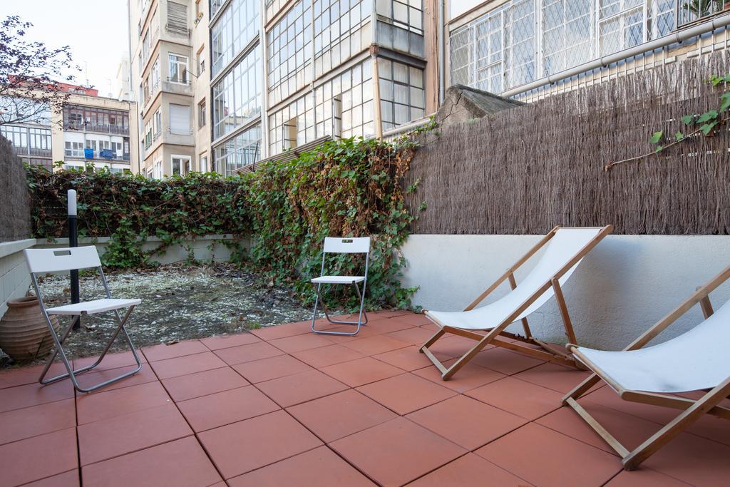 Flateli Urquinaona Apartment Barcelona Bagian luar foto