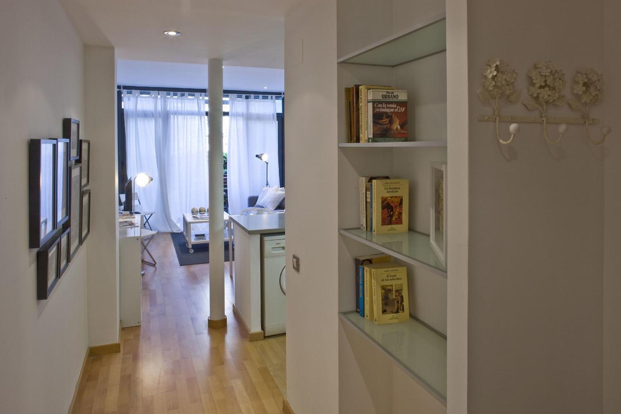 Flateli Urquinaona Apartment Barcelona Bagian luar foto